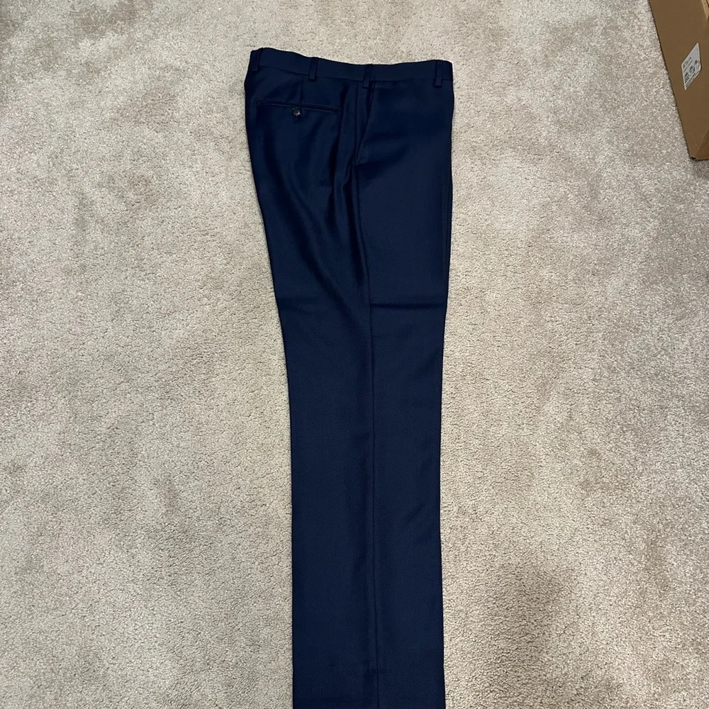 Suitsupply Bird’s Eye Sienna Suit - Picture 9 of 13